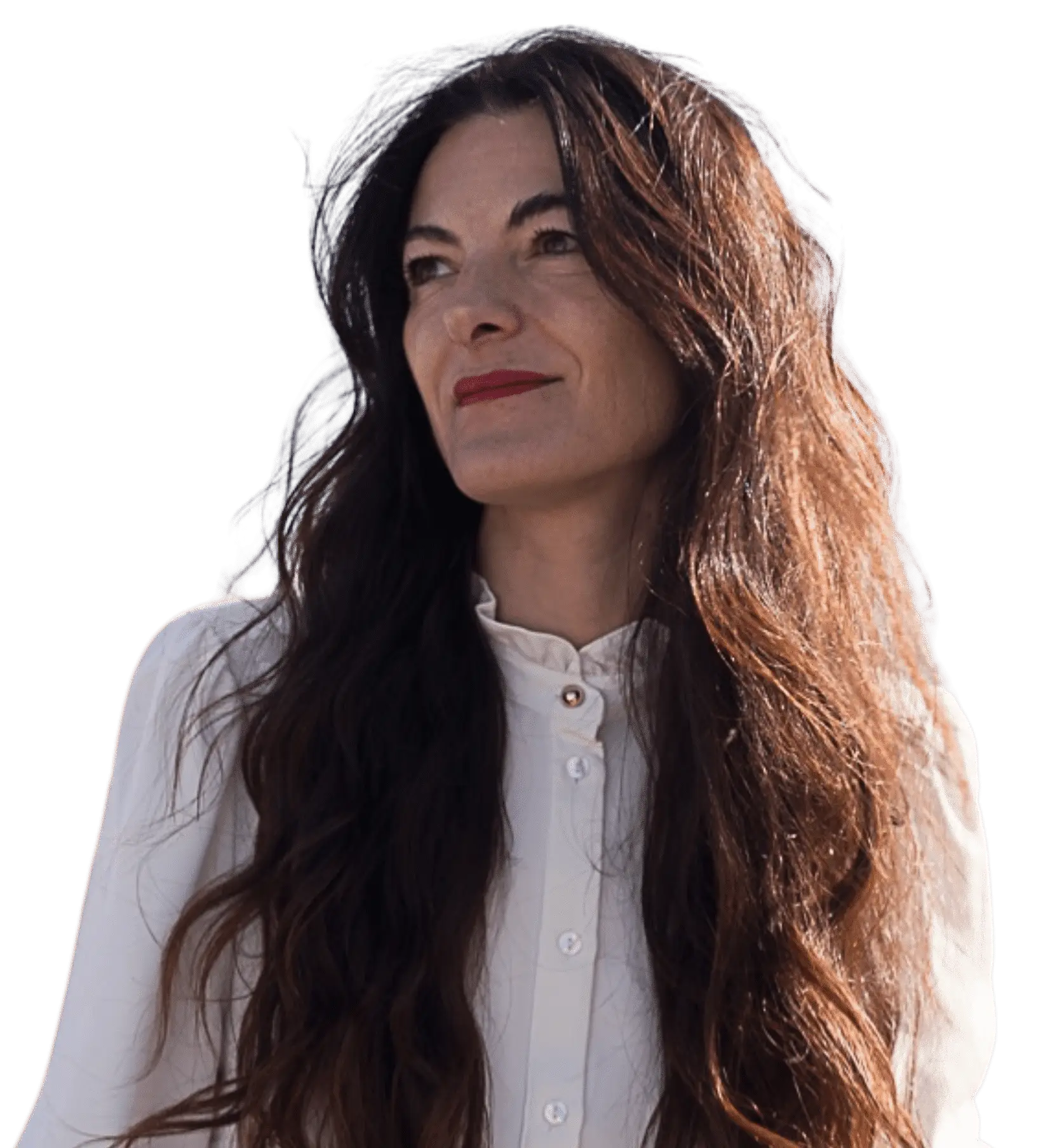 Angela Pelli con uno sguardo fiducioso e determinato: un ritratto che racconta professionalità e visione nel digitale.